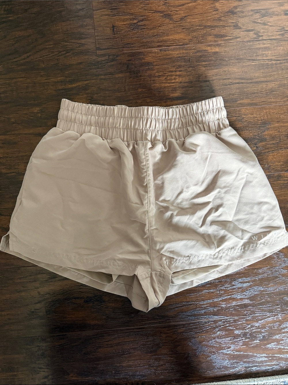 Women's WILO The Label Lightweight Elastic Waist Shorts - Cream